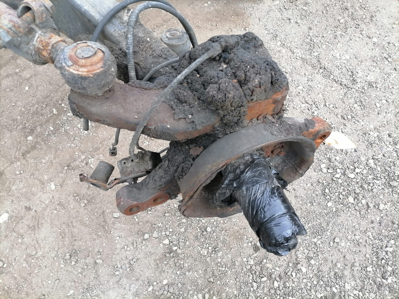 Scania Steering knuckle 1895928 - Poros dan bagian untuk Truk: gambar 1 Scania Steering knuckle 1895928 - Poros dan bagian untuk Truk: gambar 1
