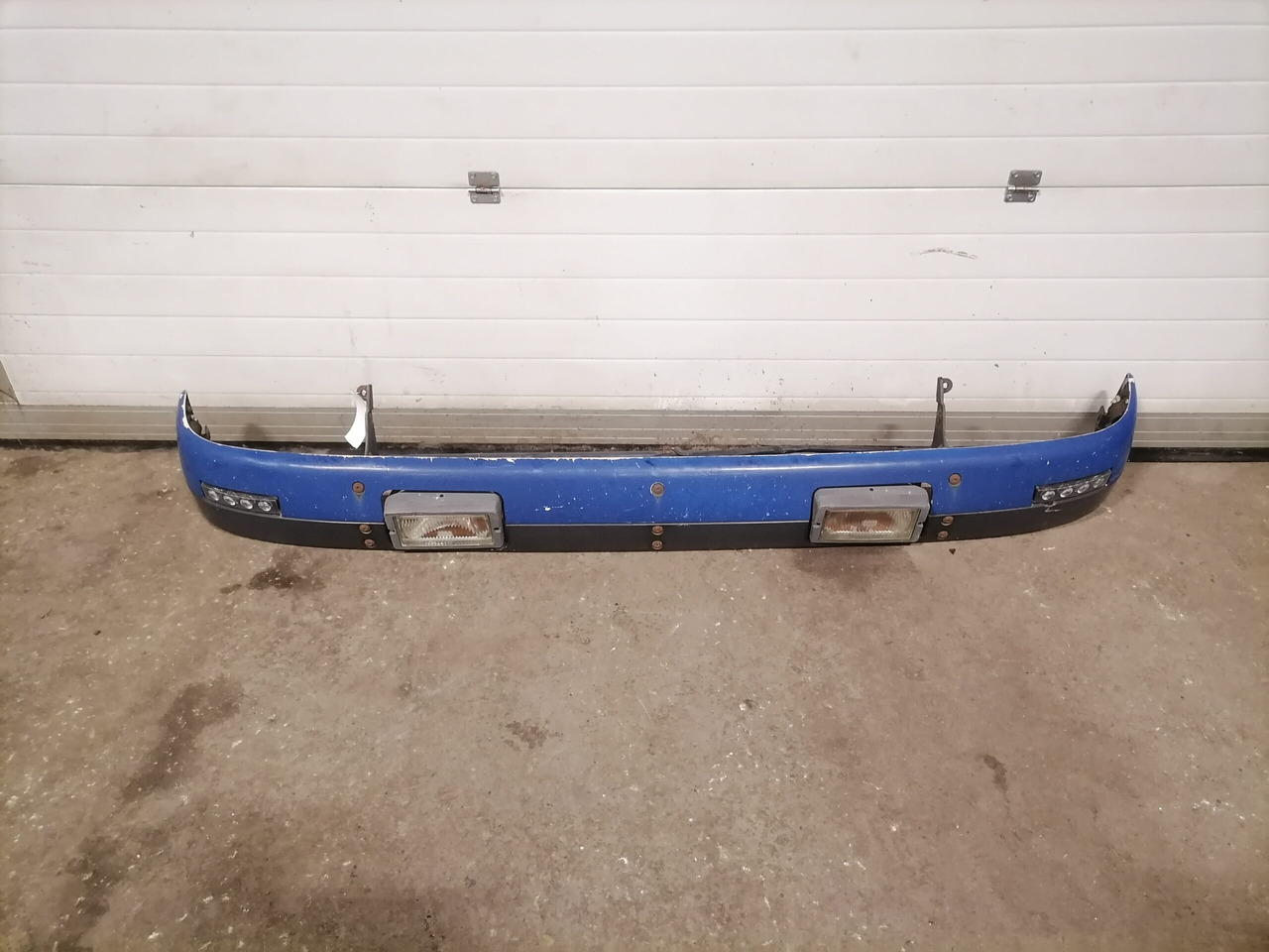 Scania Sun visor 1355656 - Tubuh dan eksterior untuk Truk: gambar 1 Scania Sun visor 1355656 - Tubuh dan eksterior untuk Truk: gambar 1