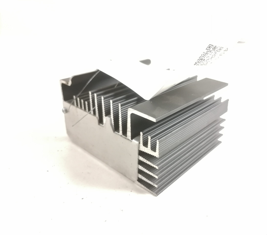 Scania Voltage converter 1729858 - Sistem listrik untuk Truk: gambar 3 Scania Voltage converter 1729858 - Sistem listrik untuk Truk: gambar 3