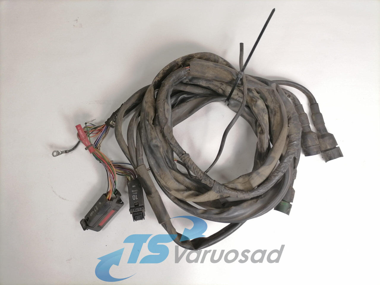 Scania gearbox cable 1421299 - Gearbox dan bagiannya untuk Truk: gambar 1 Scania gearbox cable 1421299 - Gearbox dan bagiannya untuk Truk: gambar 1