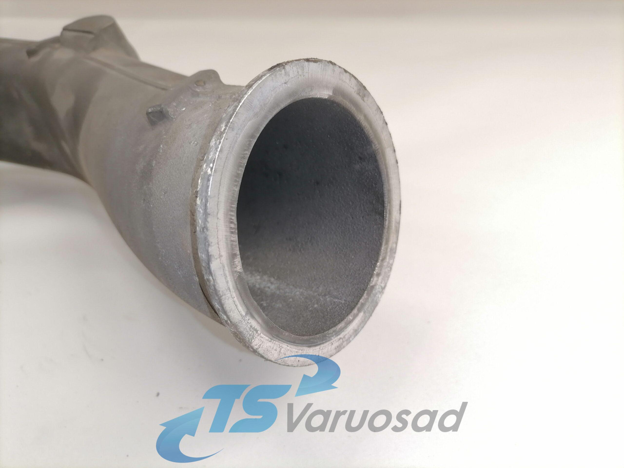 Scania intercooler pipe 1812885 - Intercooler untuk Truk: gambar 3 Scania intercooler pipe 1812885 - Intercooler untuk Truk: gambar 3