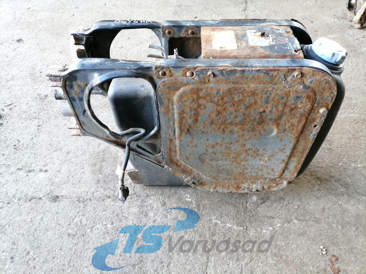 Volvo Ad Blue tank 20856475 - Sistem bahan bakar untuk Truk: gambar 5 Volvo Ad Blue tank 20856475 - Sistem bahan bakar untuk Truk: gambar 5