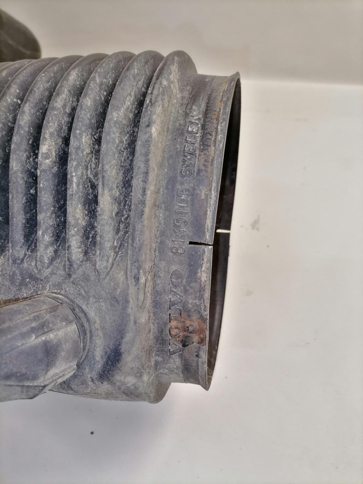 Volvo Air intake 20456478 - Sistem pemasukan udara untuk Truk: gambar 4 Volvo Air intake 20456478 - Sistem pemasukan udara untuk Truk: gambar 4