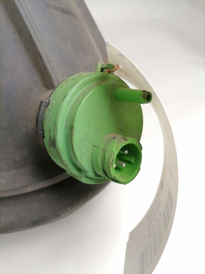 Volvo Air intake 21115482 - Sistem pemasukan udara untuk Truk: gambar 3 Volvo Air intake 21115482 - Sistem pemasukan udara untuk Truk: gambar 3