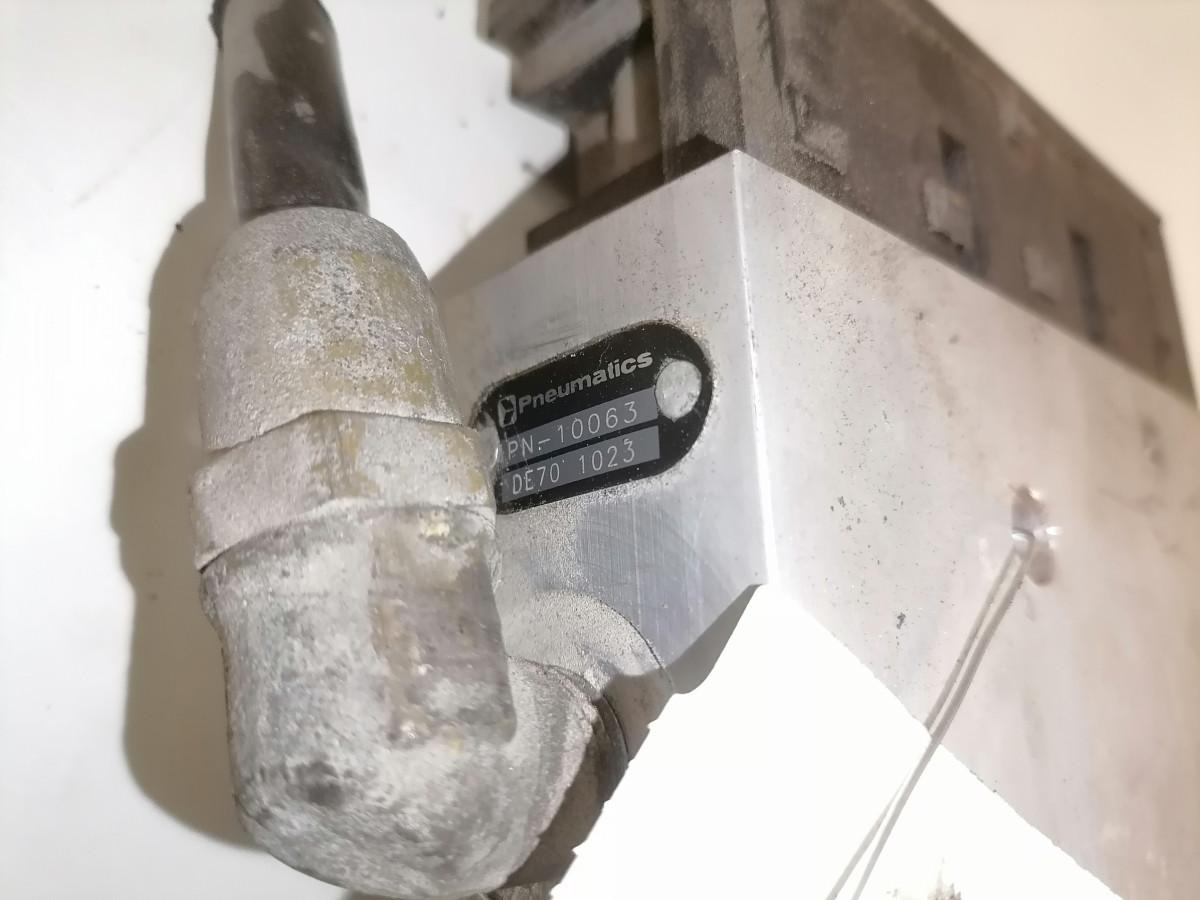 Volvo Air suspension control valve, ECAS 3944717 - Katup rem untuk Truk: gambar 4 Volvo Air suspension control valve, ECAS 3944717 - Katup rem untuk Truk: gambar 4