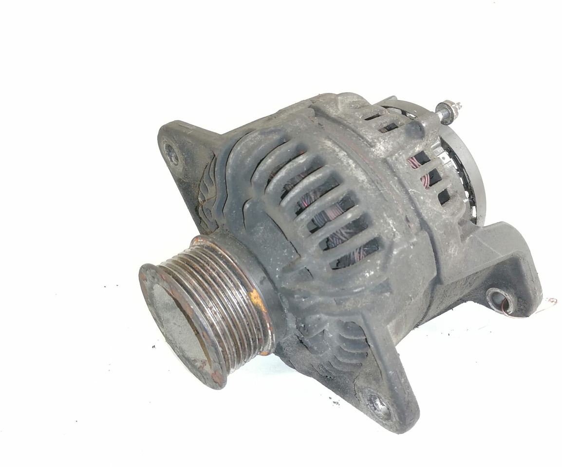 Volvo Alternator 20741686 - Alternator untuk Truk: gambar 1 Volvo Alternator 20741686 - Alternator untuk Truk: gambar 1
