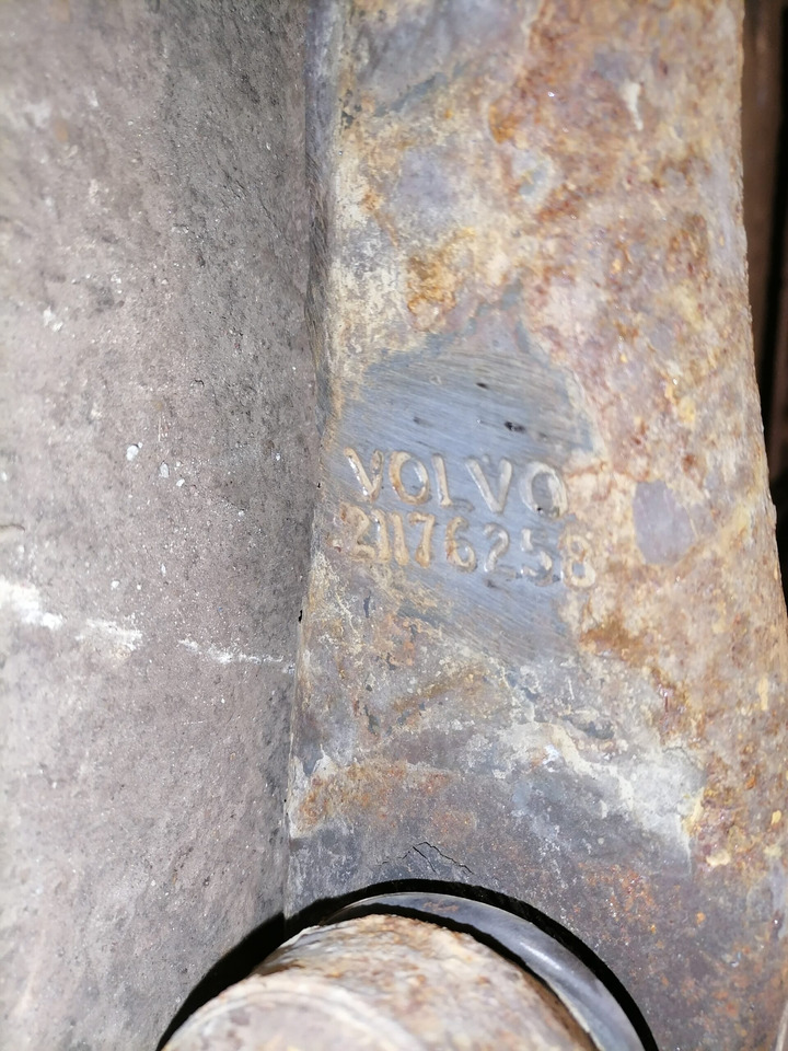 Volvo Anti-roll bar 21176258 - Bar anti-gulung untuk Truk: gambar 2 Volvo Anti-roll bar 21176258 - Bar anti-gulung untuk Truk: gambar 2