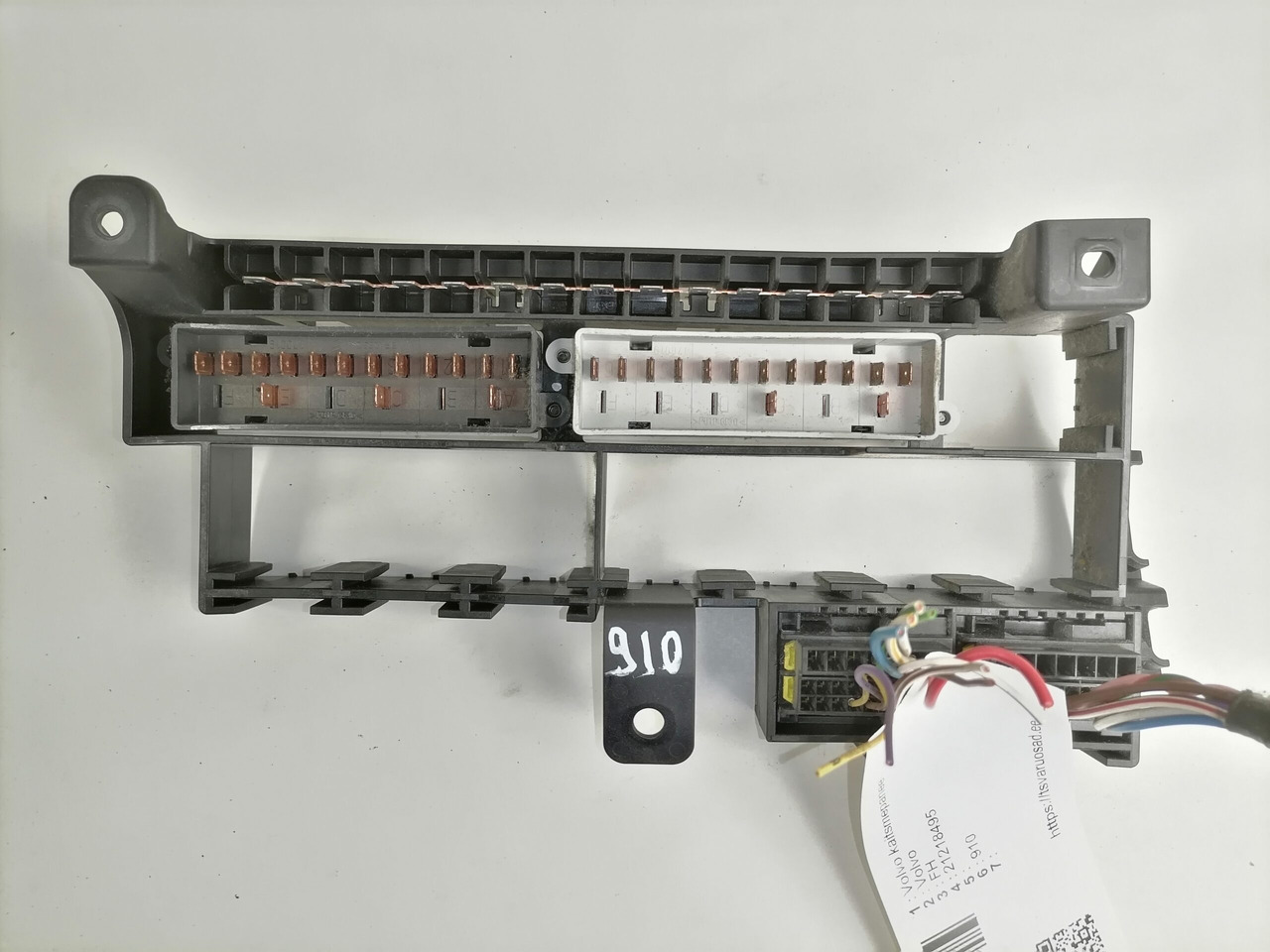 Volvo Central electric unit 21218495 - Sekring untuk Truk: gambar 4 Volvo Central electric unit 21218495 - Sekring untuk Truk: gambar 4