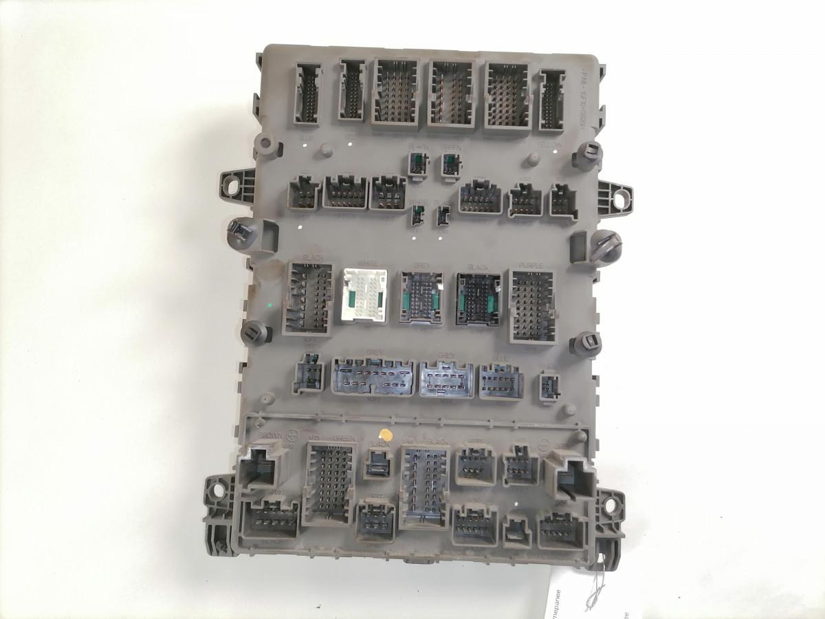 Volvo Central electric unit 22009557 - Sekring untuk Truk: gambar 3 Volvo Central electric unit 22009557 - Sekring untuk Truk: gambar 3