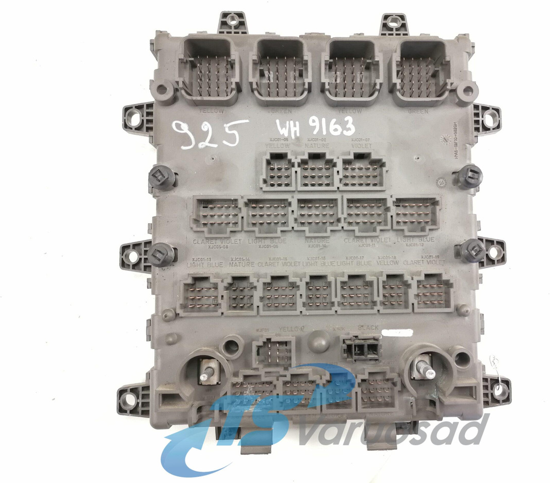 Volvo Central electric unit 7421079590 - Sekring untuk Truk: gambar 3 Volvo Central electric unit 7421079590 - Sekring untuk Truk: gambar 3