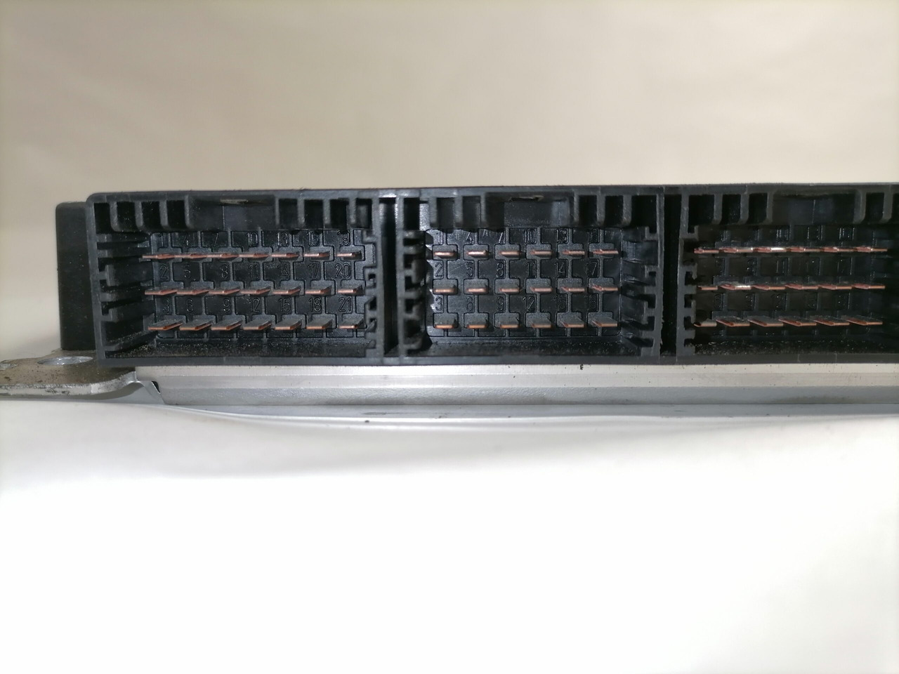 Volvo ECU, LCM 20744283 - ECU untuk Truk: gambar 3 Volvo ECU, LCM 20744283 - ECU untuk Truk: gambar 3