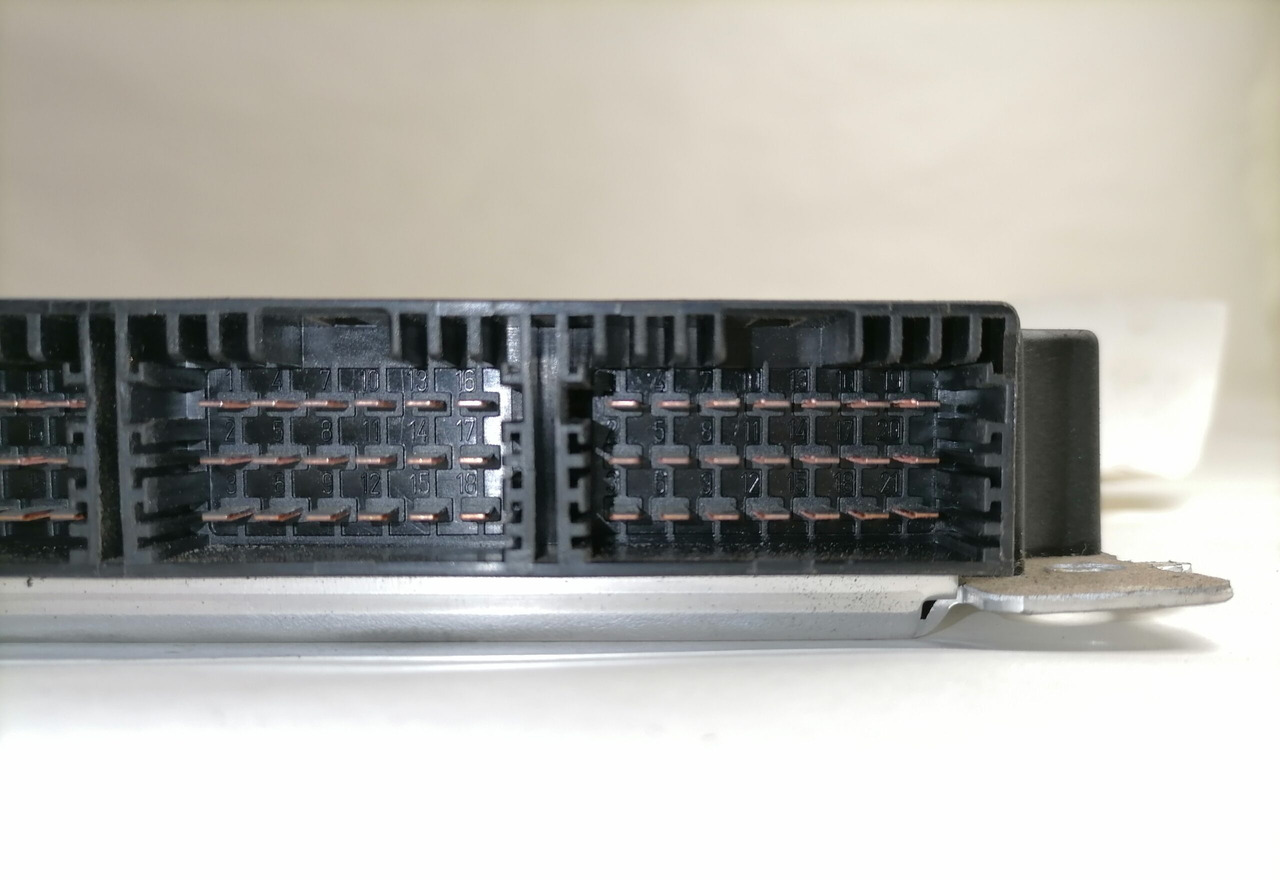 Volvo ECU, LCM 20744283 - ECU untuk Truk: gambar 2 Volvo ECU, LCM 20744283 - ECU untuk Truk: gambar 2