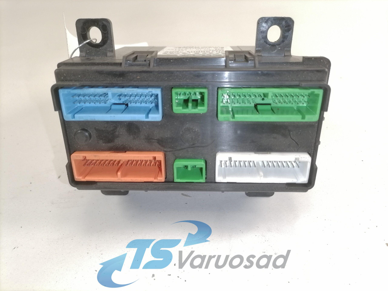 Volvo Ecu, VECU 20758801 - ECU untuk Truk: gambar 2 Volvo Ecu, VECU 20758801 - ECU untuk Truk: gambar 2