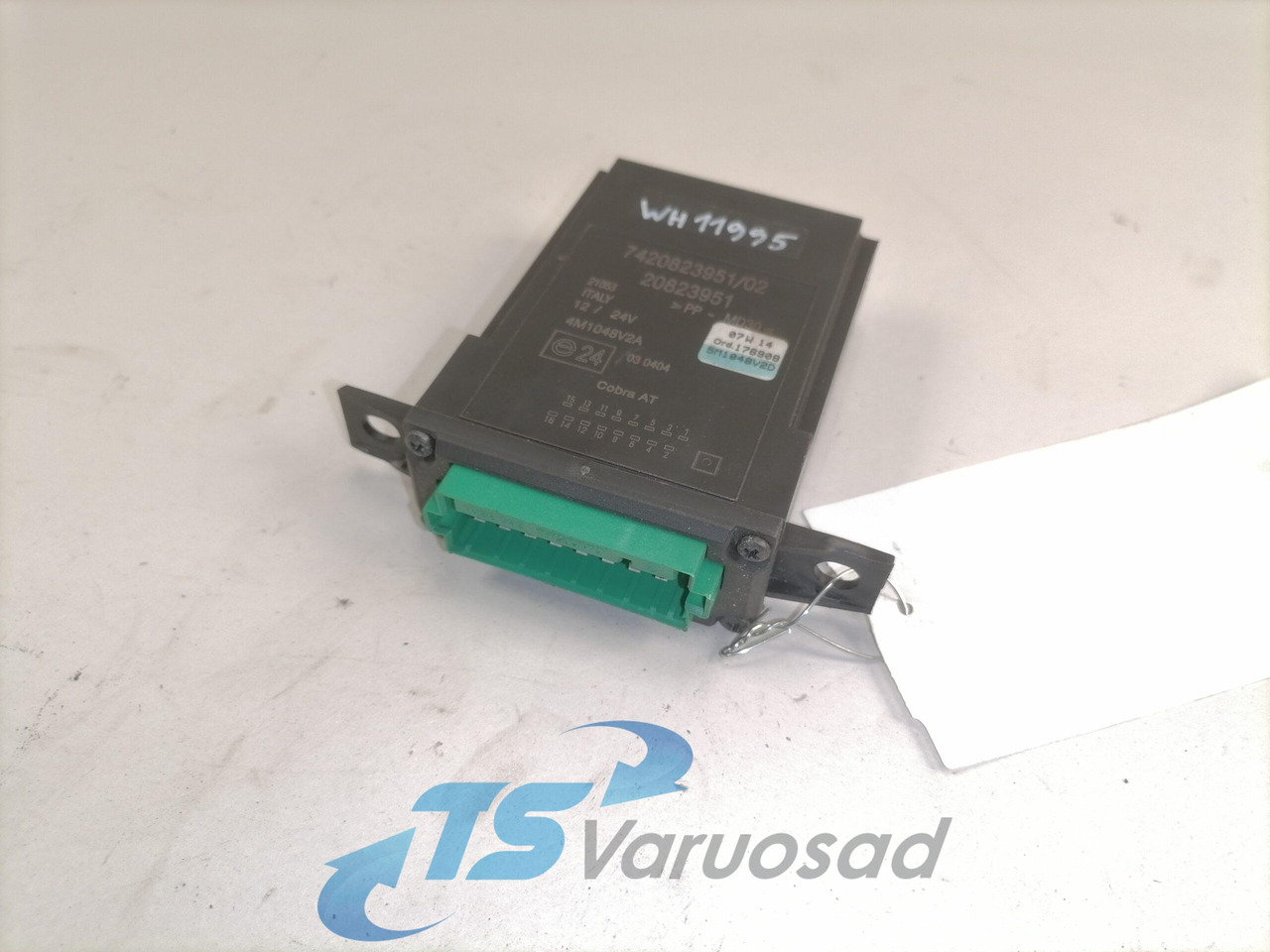 Volvo Ecu, door lock 20823951 - ECU untuk Truk: gambar 1 Volvo Ecu, door lock 20823951 - ECU untuk Truk: gambar 1