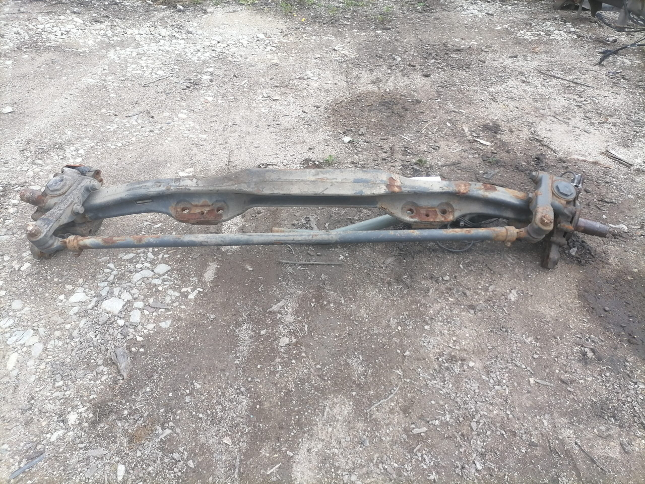 Volvo First axel housing 1026790 - As roda depan untuk Truk: gambar 1 Volvo First axel housing 1026790 - As roda depan untuk Truk: gambar 1