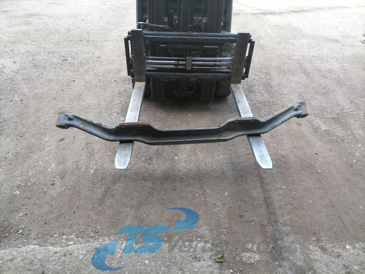 Volvo First axel housing 1026882 - As roda depan untuk Truk: gambar 1 Volvo First axel housing 1026882 - As roda depan untuk Truk: gambar 1