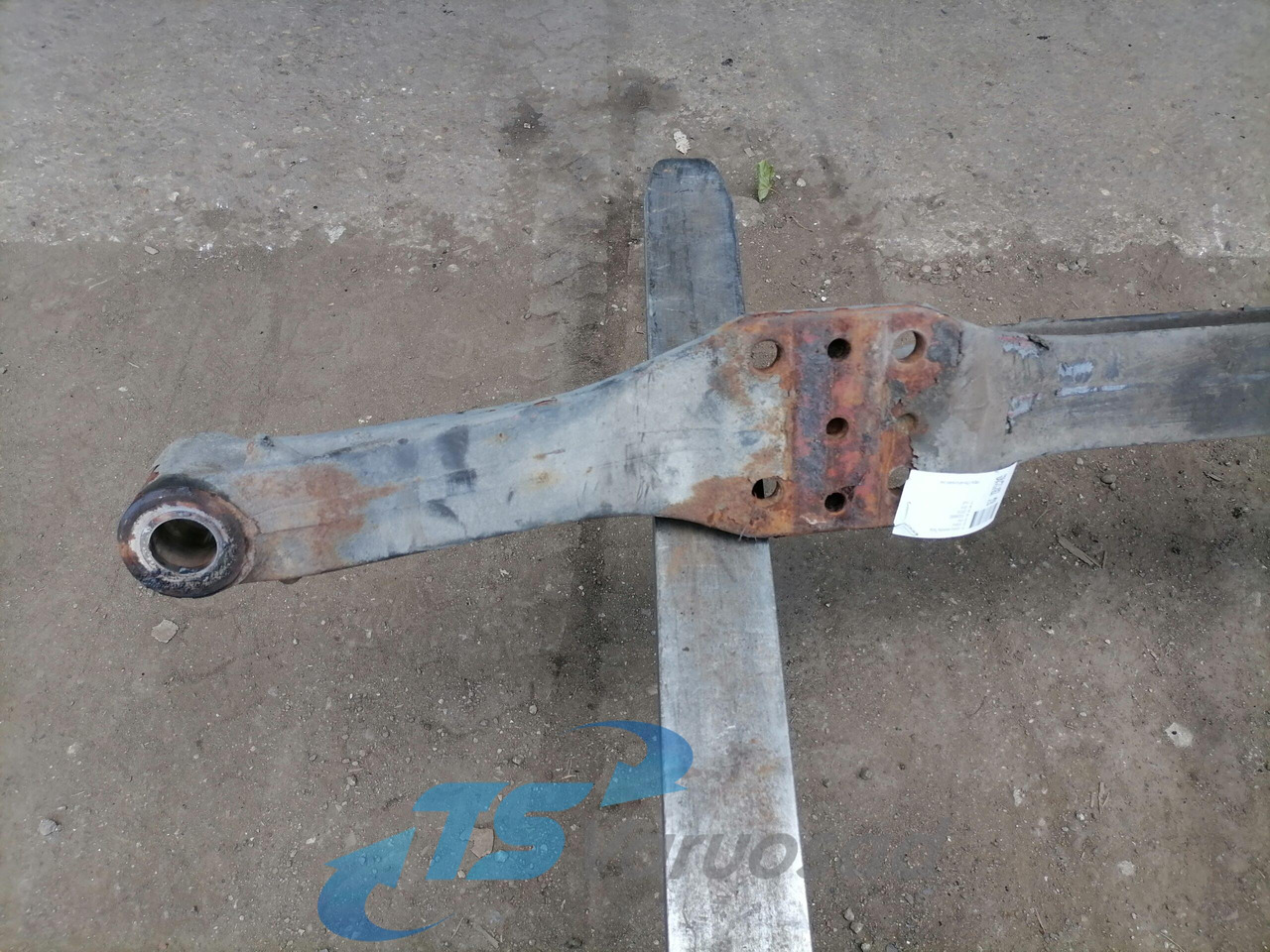 Volvo First axel housing 1026882 - As roda depan untuk Truk: gambar 2 Volvo First axel housing 1026882 - As roda depan untuk Truk: gambar 2