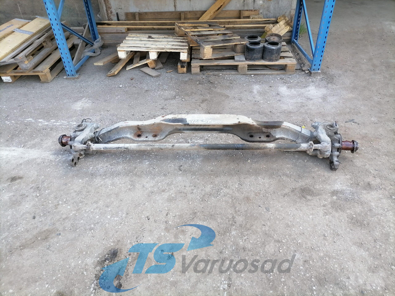 Volvo First axel housing 22115151 - As roda depan untuk Truk: gambar 1 Volvo First axel housing 22115151 - As roda depan untuk Truk: gambar 1
