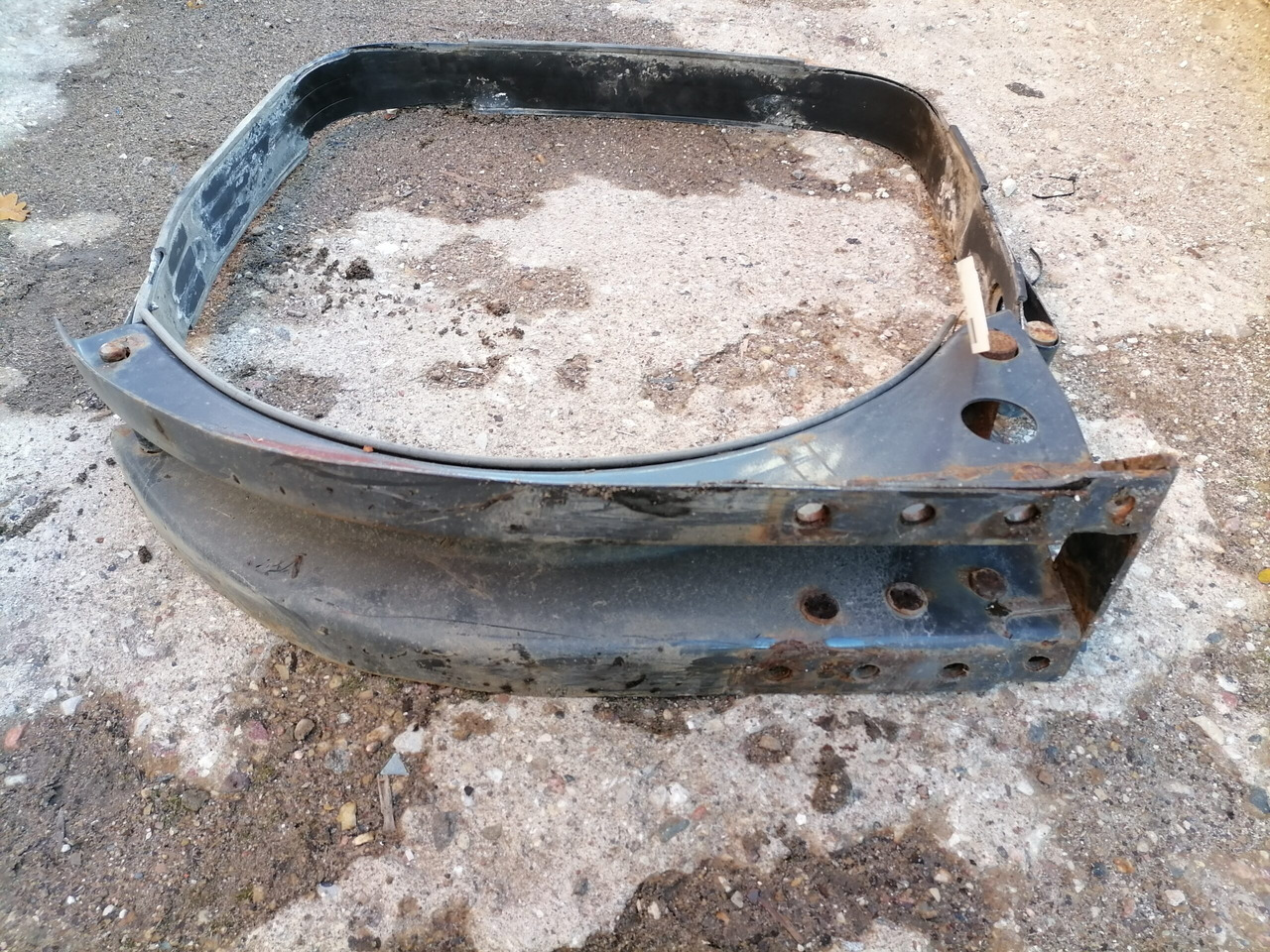 Volvo Kütusepaagi kandur, Volvo 20721537 - Tangki bahan bakar untuk Truk: gambar 2 Volvo Kütusepaagi kandur, Volvo 20721537 - Tangki bahan bakar untuk Truk: gambar 2