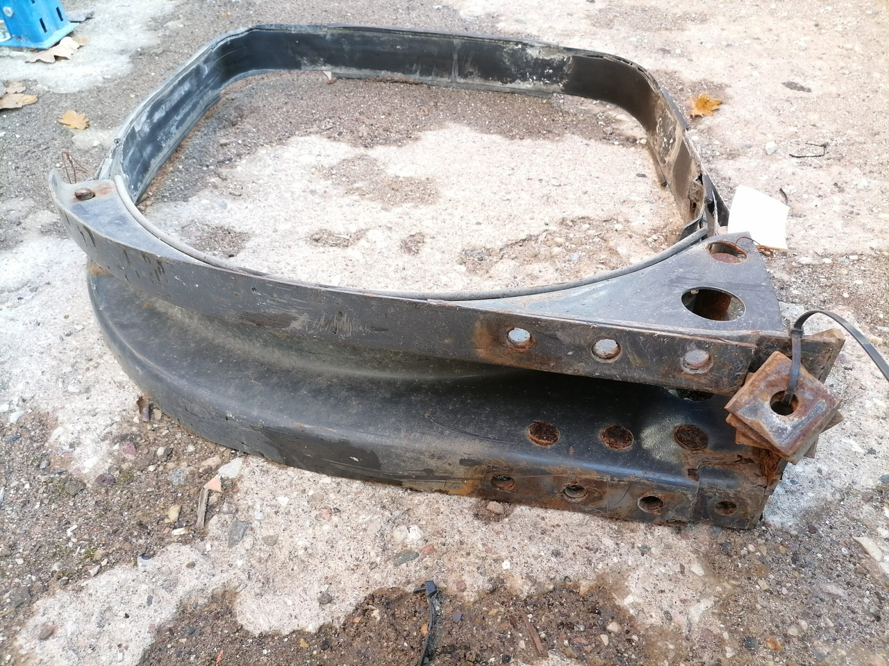 Volvo Kütusepaagi kandur, Volvo 20721537 - Tangki bahan bakar untuk Truk: gambar 2 Volvo Kütusepaagi kandur, Volvo 20721537 - Tangki bahan bakar untuk Truk: gambar 2