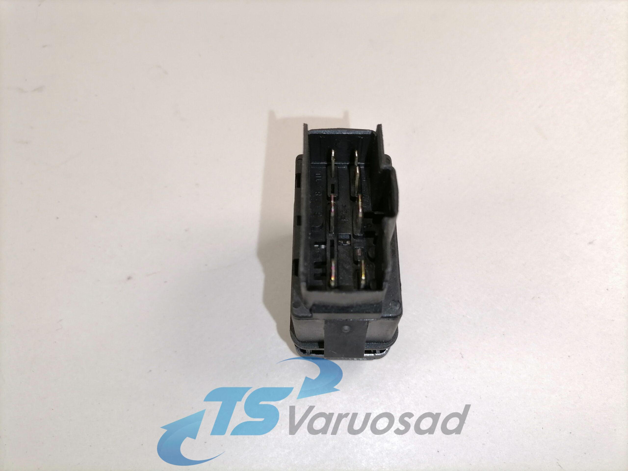 Volvo Lüliti, differentsiaalilukk 8157759 - Kabin untuk Truk: gambar 2 Volvo Lüliti, differentsiaalilukk 8157759 - Kabin untuk Truk: gambar 2