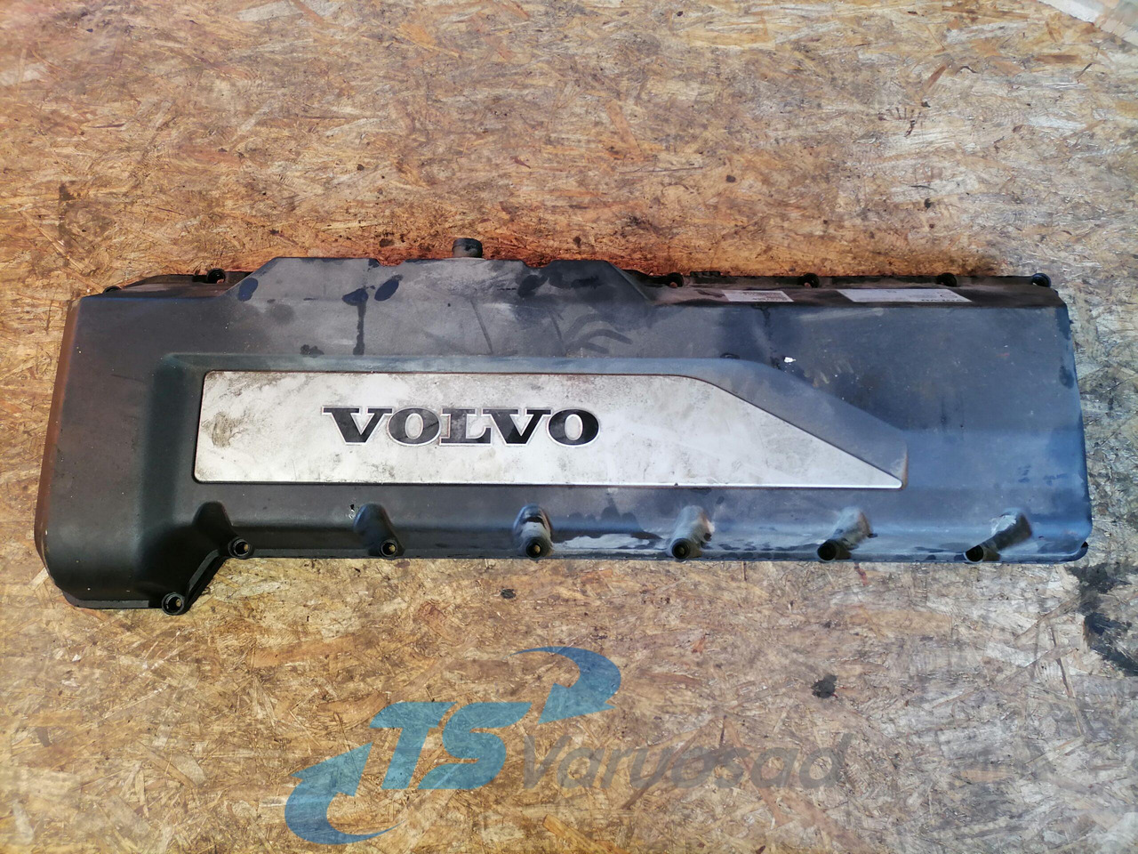 Volvo Valve cover 21627156 - Kepala silinder untuk Truk: gambar 2 Volvo Valve cover 21627156 - Kepala silinder untuk Truk: gambar 2