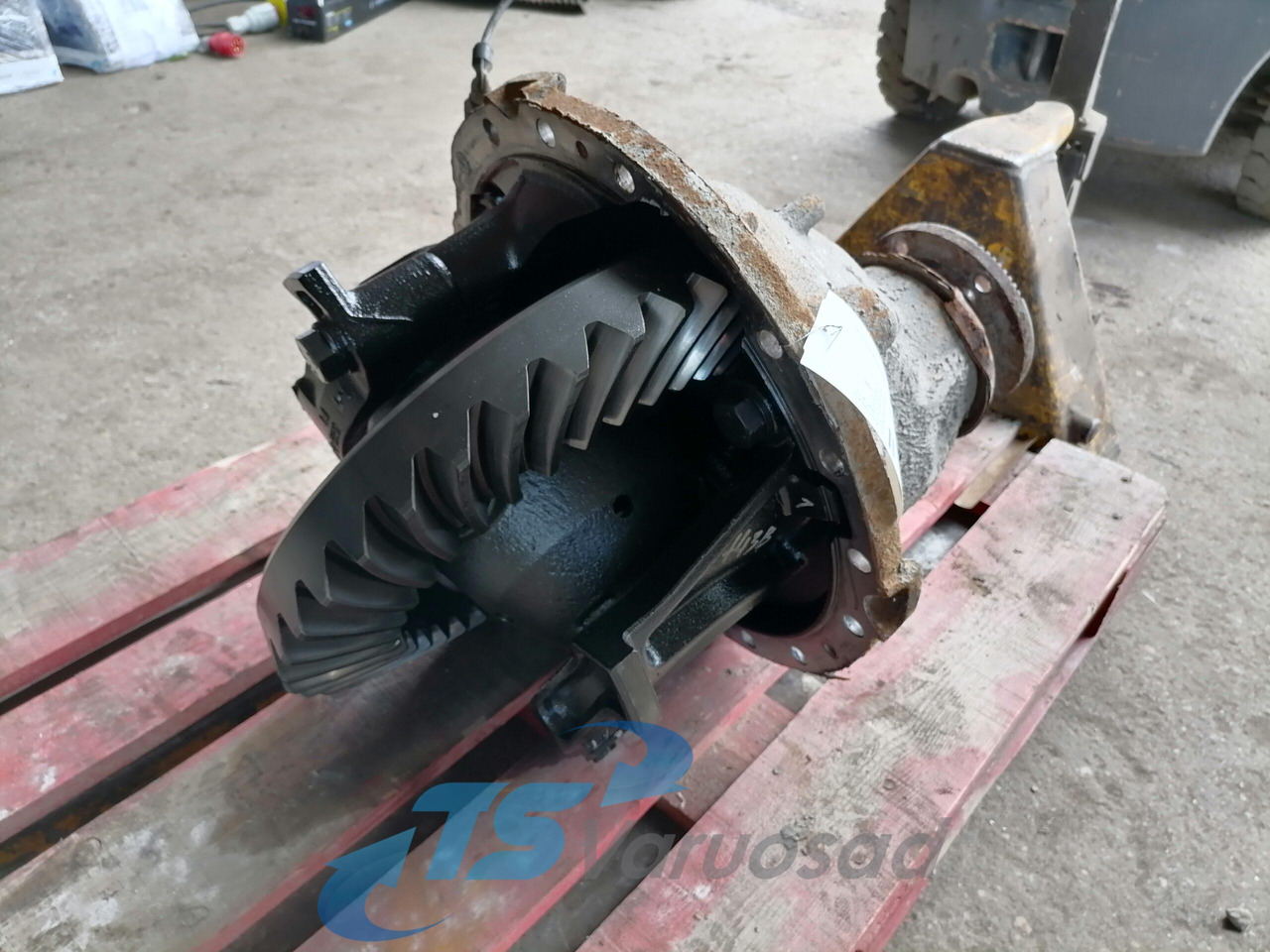 Volvo Volvo reduktor RSS1344C 4,11 RSS1344C - Final drive untuk Truk: gambar 2 Volvo Volvo reduktor RSS1344C 4,11 RSS1344C - Final drive untuk Truk: gambar 2