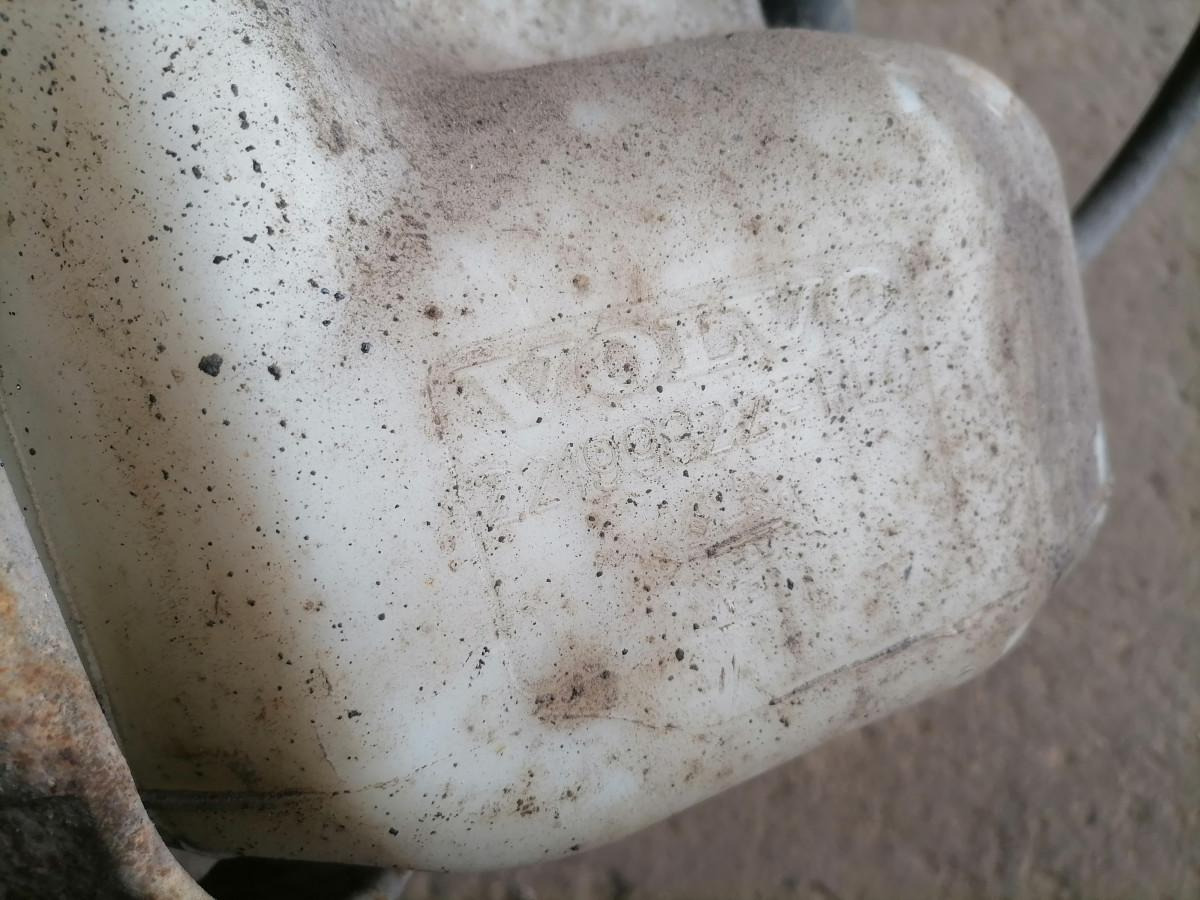 Volvo Windscreen washer fluid tank 22199322 - Wiper untuk Truk: gambar 2 Volvo Windscreen washer fluid tank 22199322 - Wiper untuk Truk: gambar 2