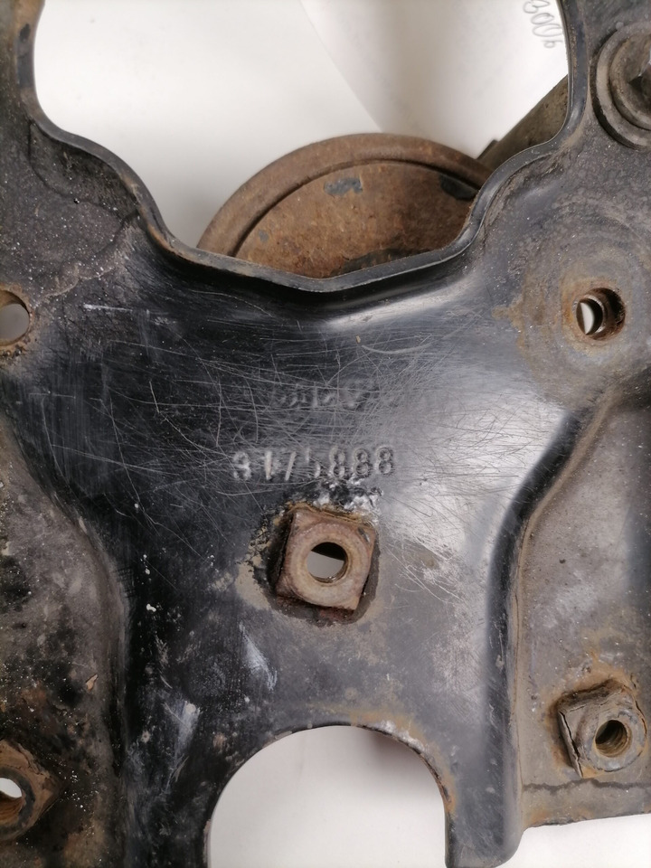 Volvo light bracket 3175888 - Cahaya/ Pencahayaan untuk Truk: gambar 3 Volvo light bracket 3175888 - Cahaya/ Pencahayaan untuk Truk: gambar 3