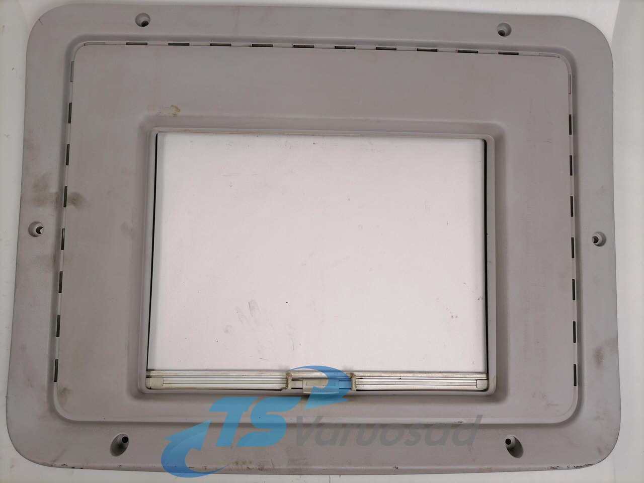 Volvo sunroof plastic cover 20379765 - Bagian universal untuk Truk: gambar 1 Volvo sunroof plastic cover 20379765 - Bagian universal untuk Truk: gambar 1