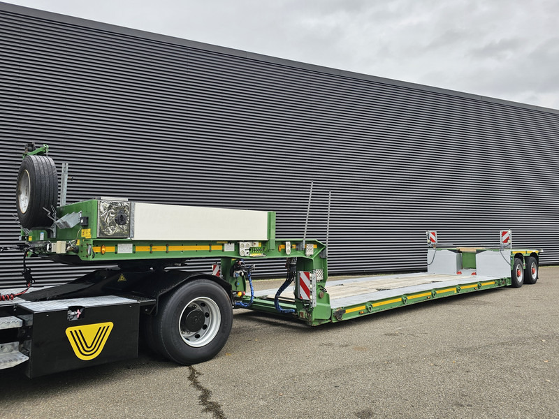 Faymonville MEGAMAX F-S42-2ACB / PENDEL AXLE / EXTENDABLE - Semi-trailer low bed: gambar 4 Faymonville MEGAMAX F-S42-2ACB / PENDEL AXLE / EXTENDABLE - Semi-trailer low bed: gambar 4