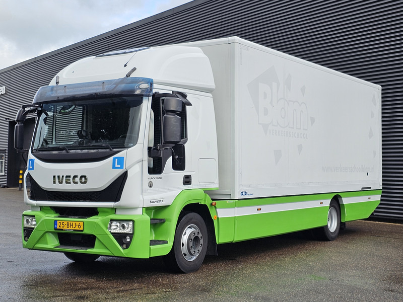 Iveco EURO CARGO 220 / LES / SCHOOL / FAHRSCHULE / CLOSED BOX - Truk box: gambar 1 Iveco EURO CARGO 220 / LES / SCHOOL / FAHRSCHULE / CLOSED BOX - Truk box: gambar 1