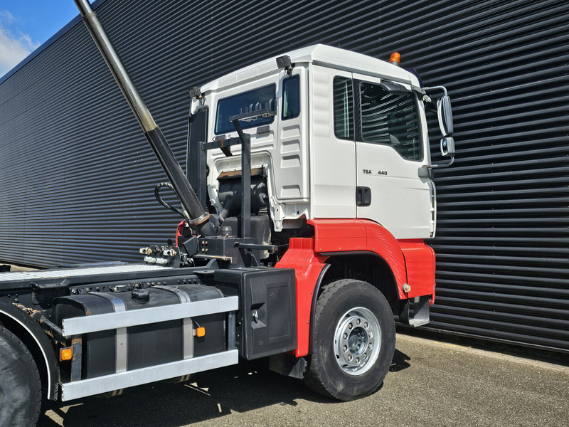 Truk jungkit MAN TGA 26.440 6x4 / TIPPER - TRACTOR COMBI / SPRING / BIG AXLE: gambar 9