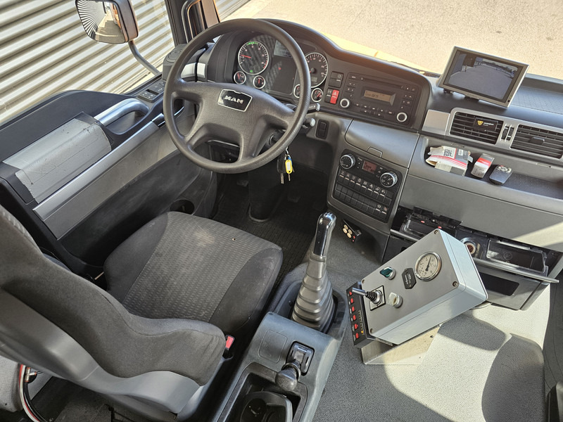 Truk jungkit MAN TGM 15.240 BL / TIPPER / DOKA / VEEG / SWEEPER: gambar 14