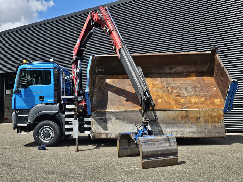 MAN TGS 28.400 6X4-4 BL / CRANE + 2 SIDE TIPPER - Truk jungkit, Truk derek: gambar 4 MAN TGS 28.400 6X4-4 BL / CRANE + 2 SIDE TIPPER - Truk jungkit, Truk derek: gambar 4