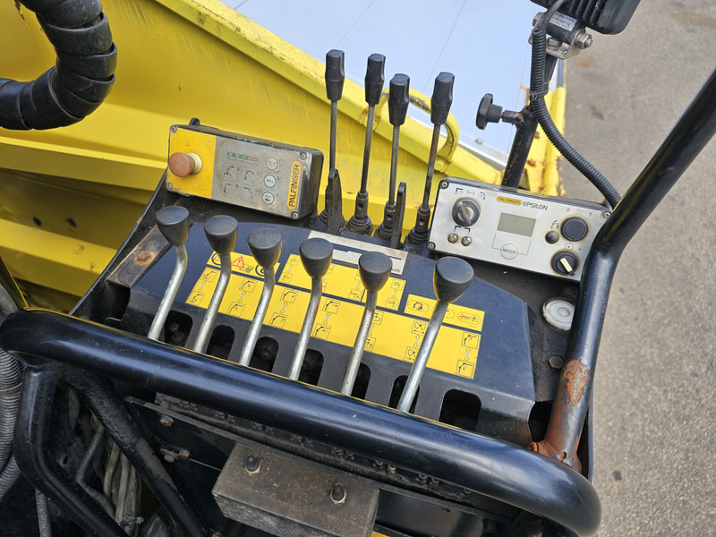 MAN TGS 33.480 6x6 / PALFINGER Z CRANE / 2 SIDE TIPPER - Truk jungkit, Truk derek: gambar 5 MAN TGS 33.480 6x6 / PALFINGER Z CRANE / 2 SIDE TIPPER - Truk jungkit, Truk derek: gambar 5