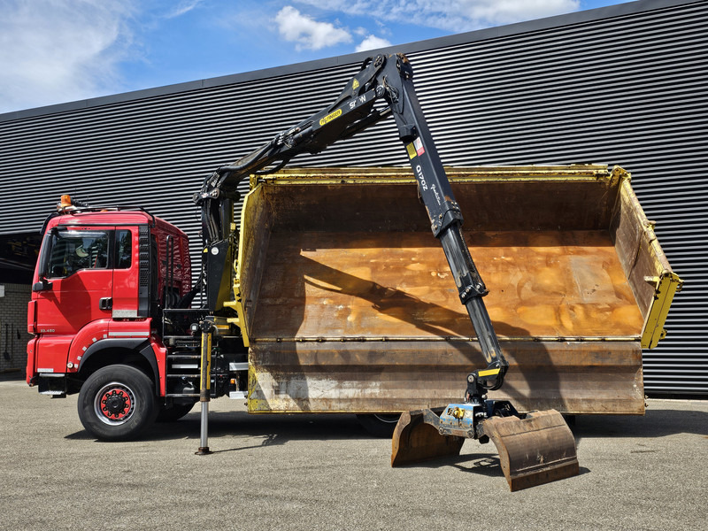 MAN TGS 33.480 6x6 / PALFINGER Z CRANE / 2 SIDE TIPPER - Truk jungkit, Truk derek: gambar 2 MAN TGS 33.480 6x6 / PALFINGER Z CRANE / 2 SIDE TIPPER - Truk jungkit, Truk derek: gambar 2
