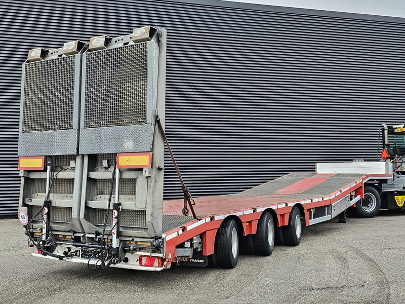 Max Trailer 3 x steering axle / hydraulic ramp / hydraulic bed - Semi-trailer low bed: gambar 4 Max Trailer 3 x steering axle / hydraulic ramp / hydraulic bed - Semi-trailer low bed: gambar 4