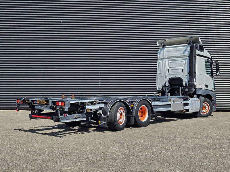 Mercedes-Benz ACTROS 2640 6x2-4 / NL TRUCK - Pengangkut kontainer/ Container truck: gambar 4 Mercedes-Benz ACTROS 2640 6x2-4 / NL TRUCK - Pengangkut kontainer/ Container truck: gambar 4