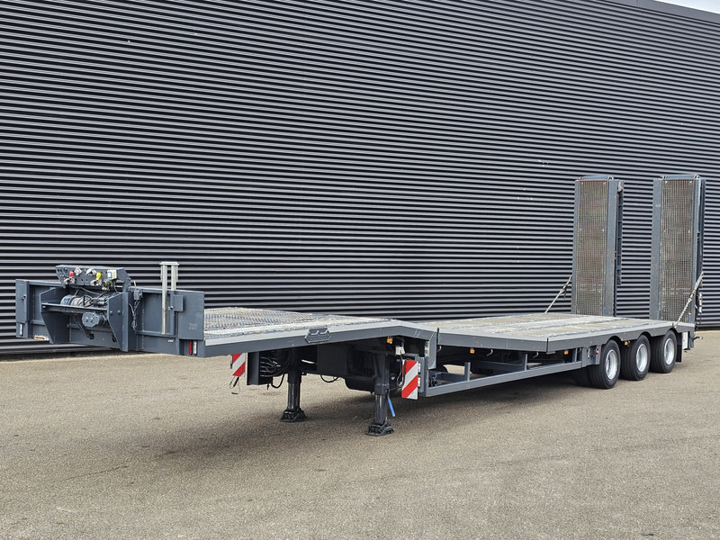 Nooteboom MCO-48-03 / STEERING AXLE / HYDRAULIC RAMPS + BED - Semi-trailer low bed: gambar 1 Nooteboom MCO-48-03 / STEERING AXLE / HYDRAULIC RAMPS + BED - Semi-trailer low bed: gambar 1