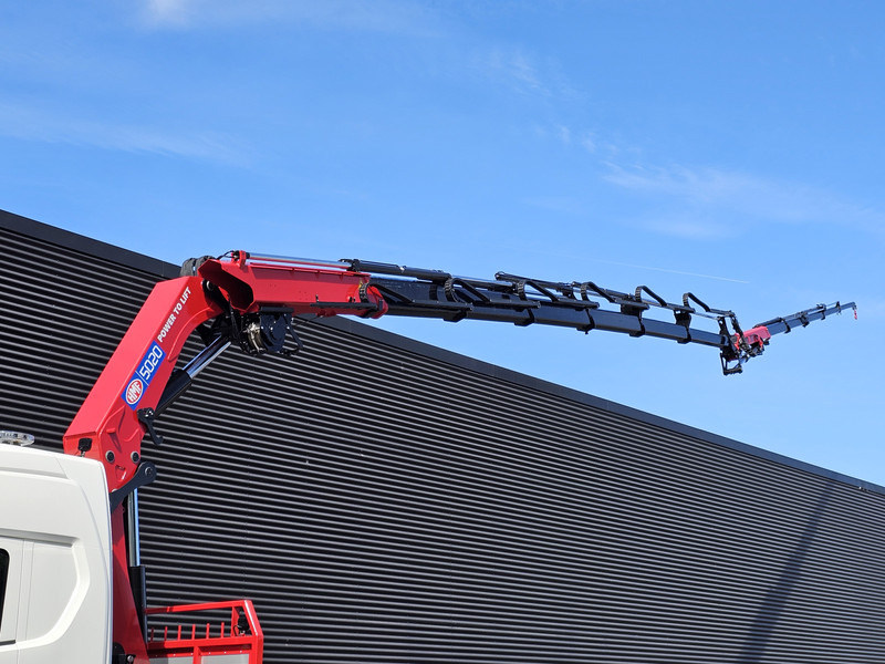 Scania 560R / HMF 50 t/m - JIB / LIER - Truk flatbed, Truk derek: gambar 2 Scania 560R / HMF 50 t/m - JIB / LIER - Truk flatbed, Truk derek: gambar 2