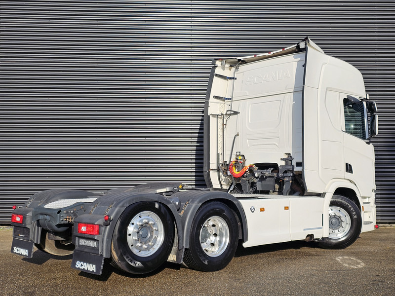Scania R580 V8 6X2 / FULL AIR / RETARDER - Tractor head: gambar 3 Scania R580 V8 6X2 / FULL AIR / RETARDER - Tractor head: gambar 3