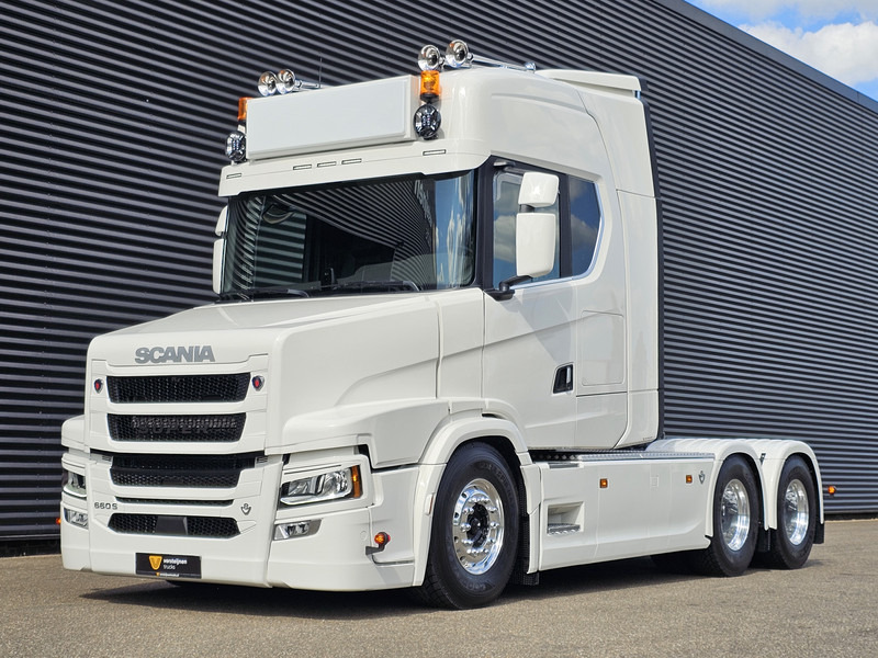 Scania T660 V8 6x4 TORPEDO / HAUBER / SHOW TRUCK - Tractor head: gambar 1 Scania T660 V8 6x4 TORPEDO / HAUBER / SHOW TRUCK - Tractor head: gambar 1