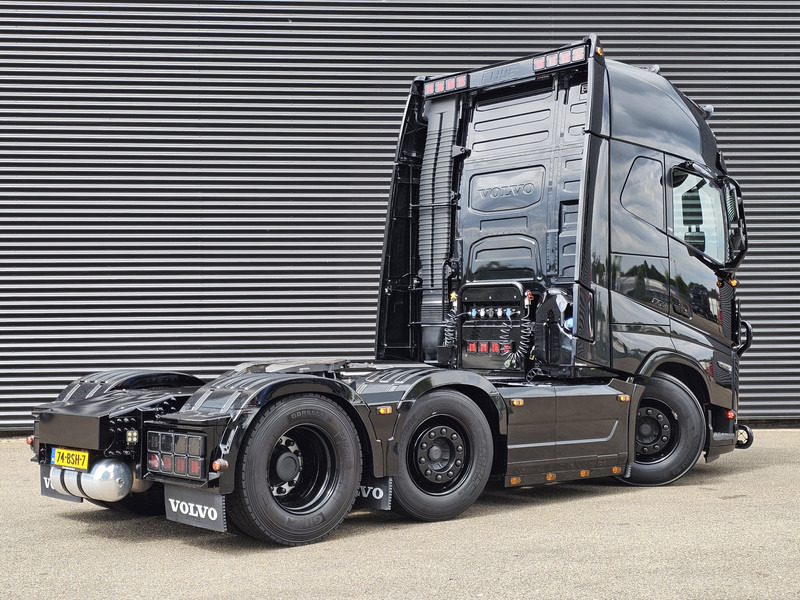 Volvo FH 16.650 6x2-4 / FULL AIR / RETARDER / HYDRAULIC - Tractor head: gambar 2 Volvo FH 16.650 6x2-4 / FULL AIR / RETARDER / HYDRAULIC - Tractor head: gambar 2