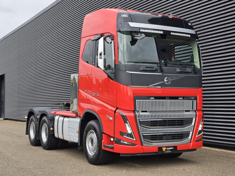 Volvo FH 16 650 / 6x4 BOOGIE / HYDRAULIC / RETARDER / 100T - Tractor head: gambar 4 Volvo FH 16 650 / 6x4 BOOGIE / HYDRAULIC / RETARDER / 100T - Tractor head: gambar 4