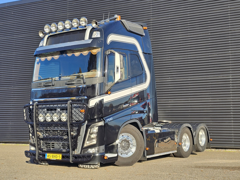 Volvo FH 16 750 6x2 BOOGIE / RETARDER / I PARK COOL - Tractor head: gambar 1 Volvo FH 16 750 6x2 BOOGIE / RETARDER / I PARK COOL - Tractor head: gambar 1