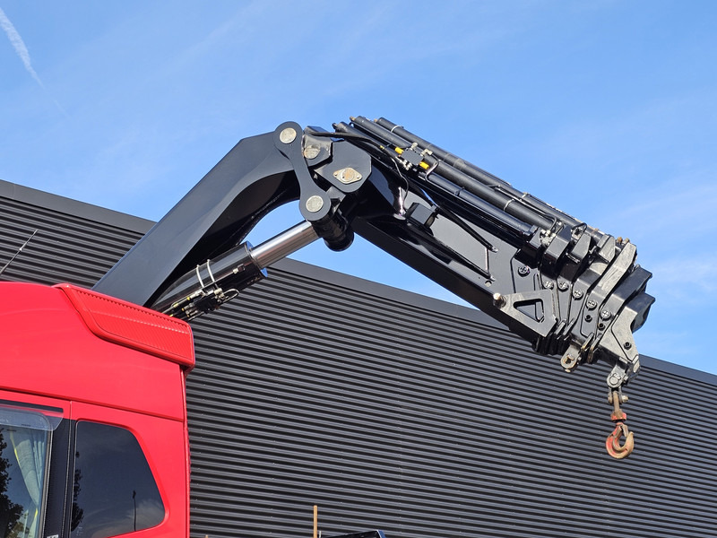 Volvo FH 16.650 8x4 / HIAB 105 t/m CRANE / KRAN - Truk flatbed, Truk derek: gambar 4 Volvo FH 16.650 8x4 / HIAB 105 t/m CRANE / KRAN - Truk flatbed, Truk derek: gambar 4