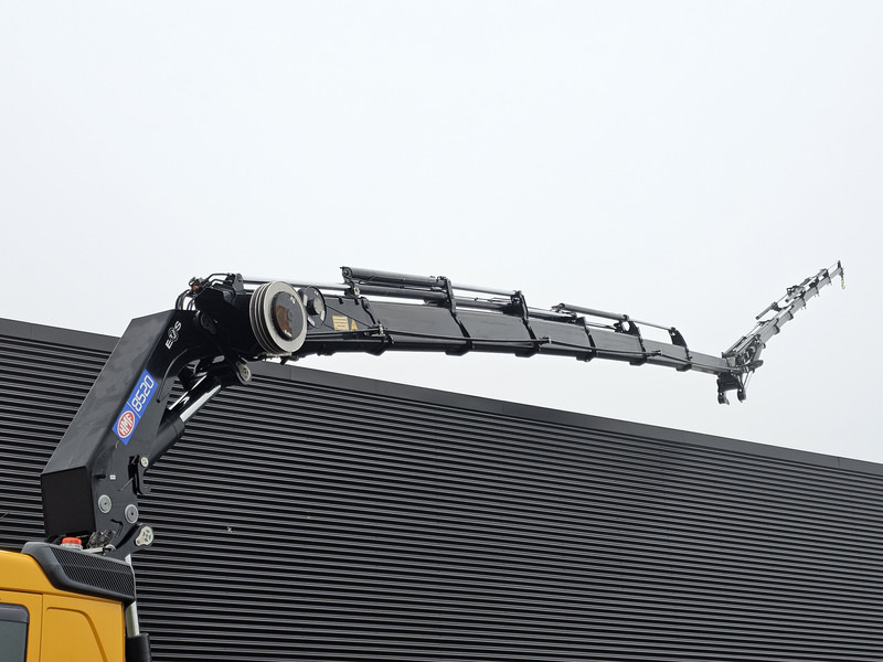 Volvo FH 420 10x4 / 85 t/m CRANE + JIB / KRAN - Truk derek: gambar 4 Volvo FH 420 10x4 / 85 t/m CRANE + JIB / KRAN - Truk derek: gambar 4