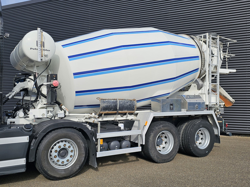 Volvo FH 540 8x4 / BOOGIE LIFT / 10m3 PUTZMEISTER - CONCRETE-MIXER / BETON-MISCHER - Truk pengaduk beton: gambar 2 Volvo FH 540 8x4 / BOOGIE LIFT / 10m3 PUTZMEISTER - CONCRETE-MIXER / BETON-MISCHER - Truk pengaduk beton: gambar 2