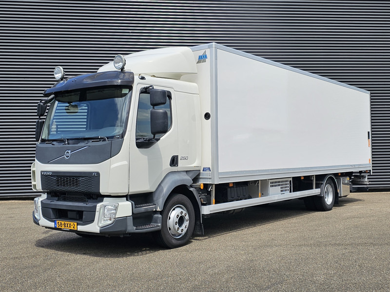 Volvo FL250 / ELECTRO-COOLING / 4X2 / ELECTRO-COOLING / KOFFER / LBW - Truk box: gambar 1 Volvo FL250 / ELECTRO-COOLING / 4X2 / ELECTRO-COOLING / KOFFER / LBW - Truk box: gambar 1
